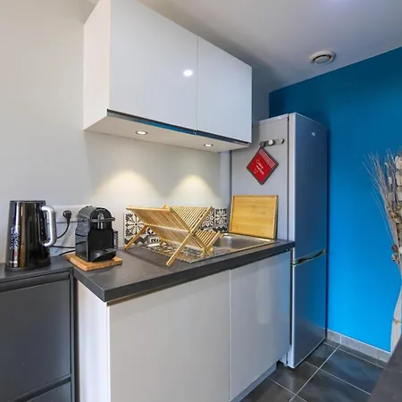 Appartamento A L'aventure ! Joli T2 Avec Balcon Centre